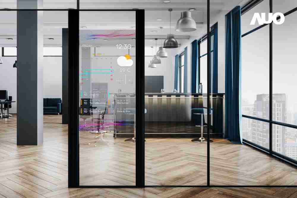 尊龙集团致力于研发低能耗之绿色产品，，，如低能耗发光组件Micro LED显示技术，，具高透明、、、、可无限拼接的特性，，，可依需求调整并延伸应用于不同场域，，，，包括汽车侧窗或家庭玄关、、智慧橱窗、、、商业展示等